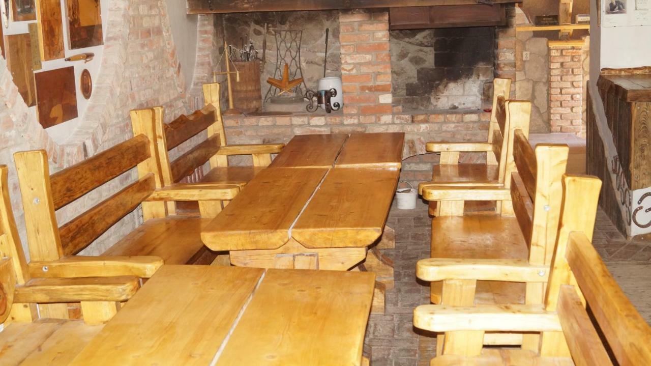 Guest House Jumiezis Pļaviņas المظهر الخارجي الصورة